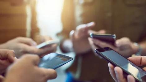 Smartphone market slower to recover than expected - IDC