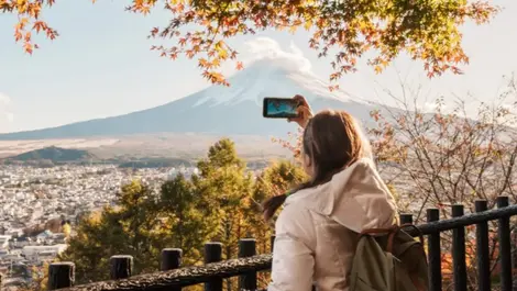 Ubigi, Tripsora tie eSIM data to AI travel planning